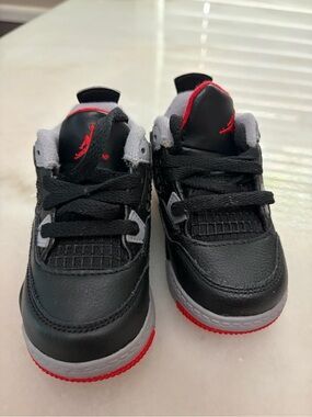 Nike Jordan Retro Kids Black and Red Basketball Shoes